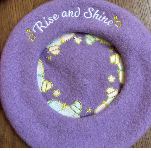 Park Native Dumbo Beret - Picture 2 of 2